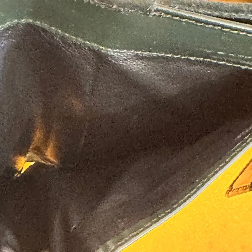 Gucci Black Leather Wallet - Picture 13 of 16